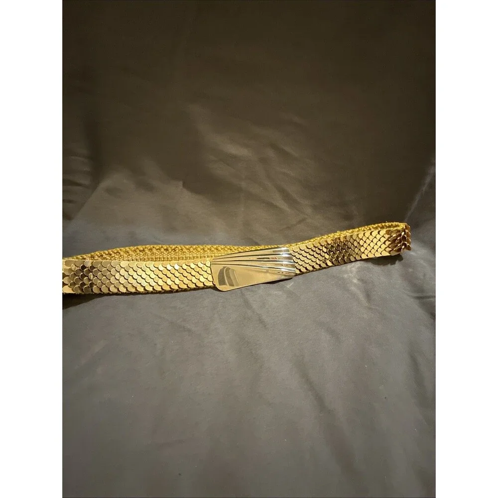 Vintage Brass Stretch Belt Golden Fin Shell Buckle Mermaid Scales 70s Retro